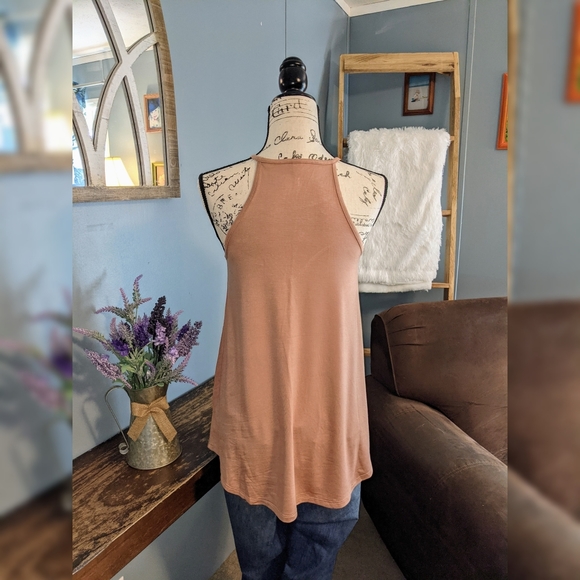 Zenana Signature Lace front Top - Picture 6 of 6